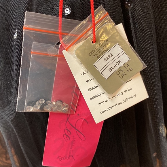 ✔️ Mori Lee prom dress (semi off shoulder) with rhinestones - Picture 10 of 10